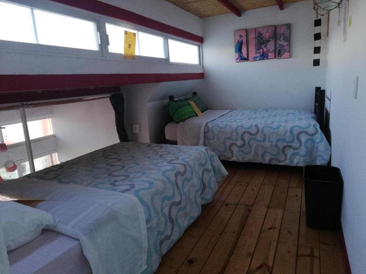 Df Airport Hostal *